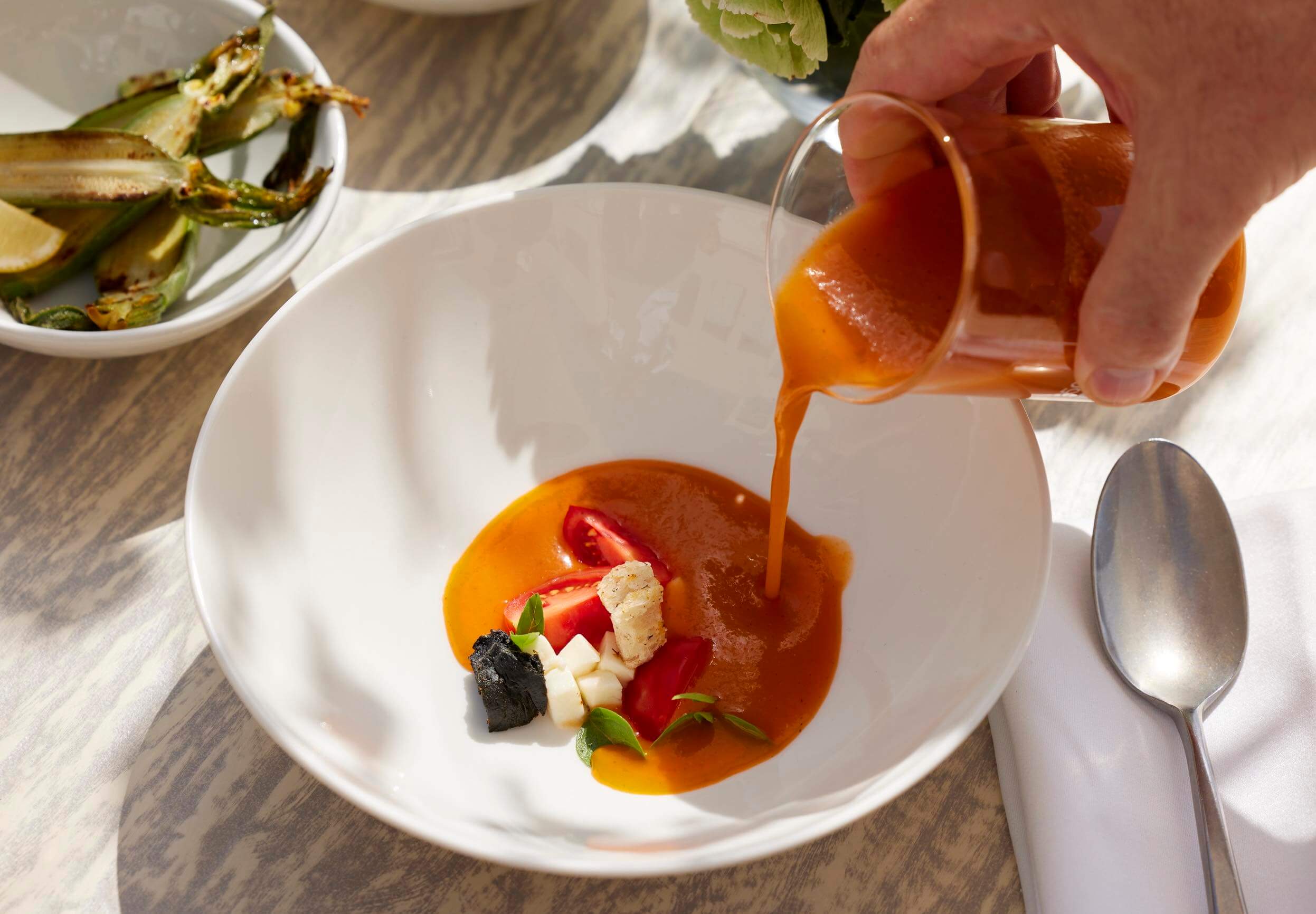 pouring-food-1.jpg